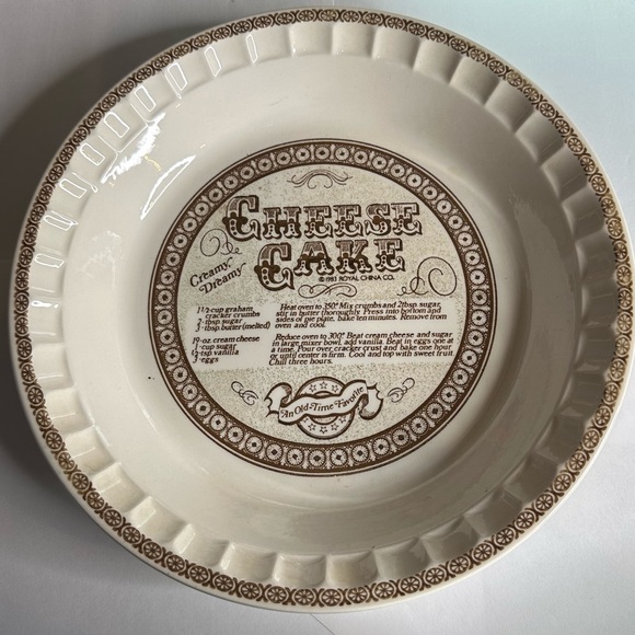 Vintage Royal China Cheesecake Pie Plate - Picture 1 of 2